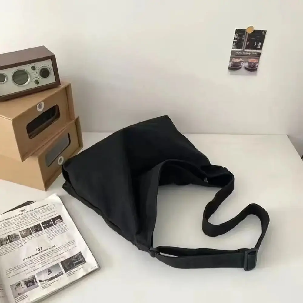 Retro Canvas Shoulder Bag Korean Style Large Capacity Messenger Bag Multi-purpose Women Men Travel Tote Bag