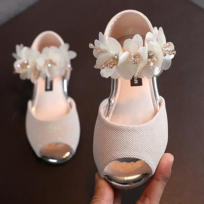 Summer New Style Children's Sandals Girls Fashion Rhinestone Flower Princess Shoes Little Girls Soft Soled Dance Shoes Girls 2