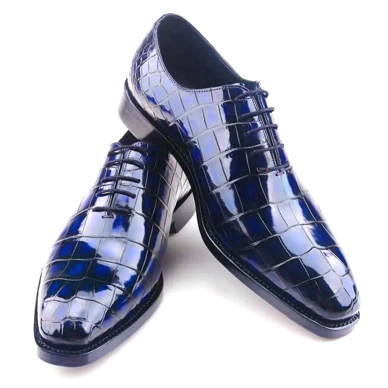 Рисунок 5 - Мужские классические туфли chue