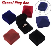 

2022 1PC Black Red Blue High-grade spray velvet jewelry box ring ear stud jewelry packaging container Exquisite accessories