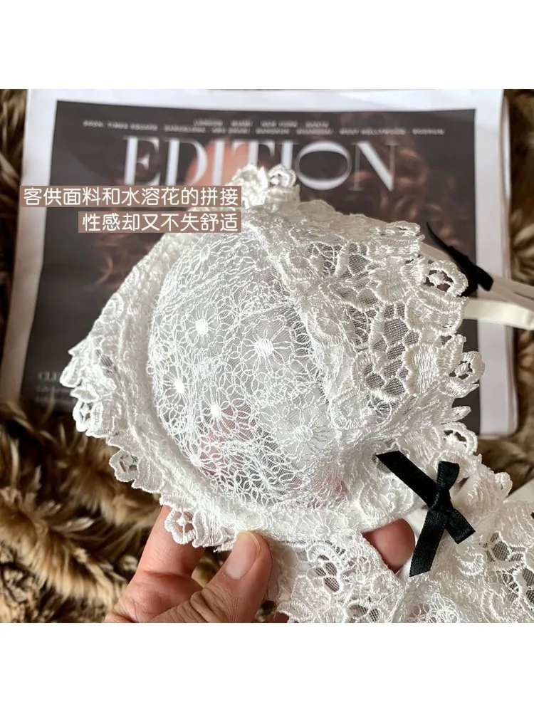 Ensemble de lingerie sexy en dentelle pour femmes grandes tailles, demi-bonnet, ultra-fin, avec cache-tétons, lingerie érotique push-up confortable.