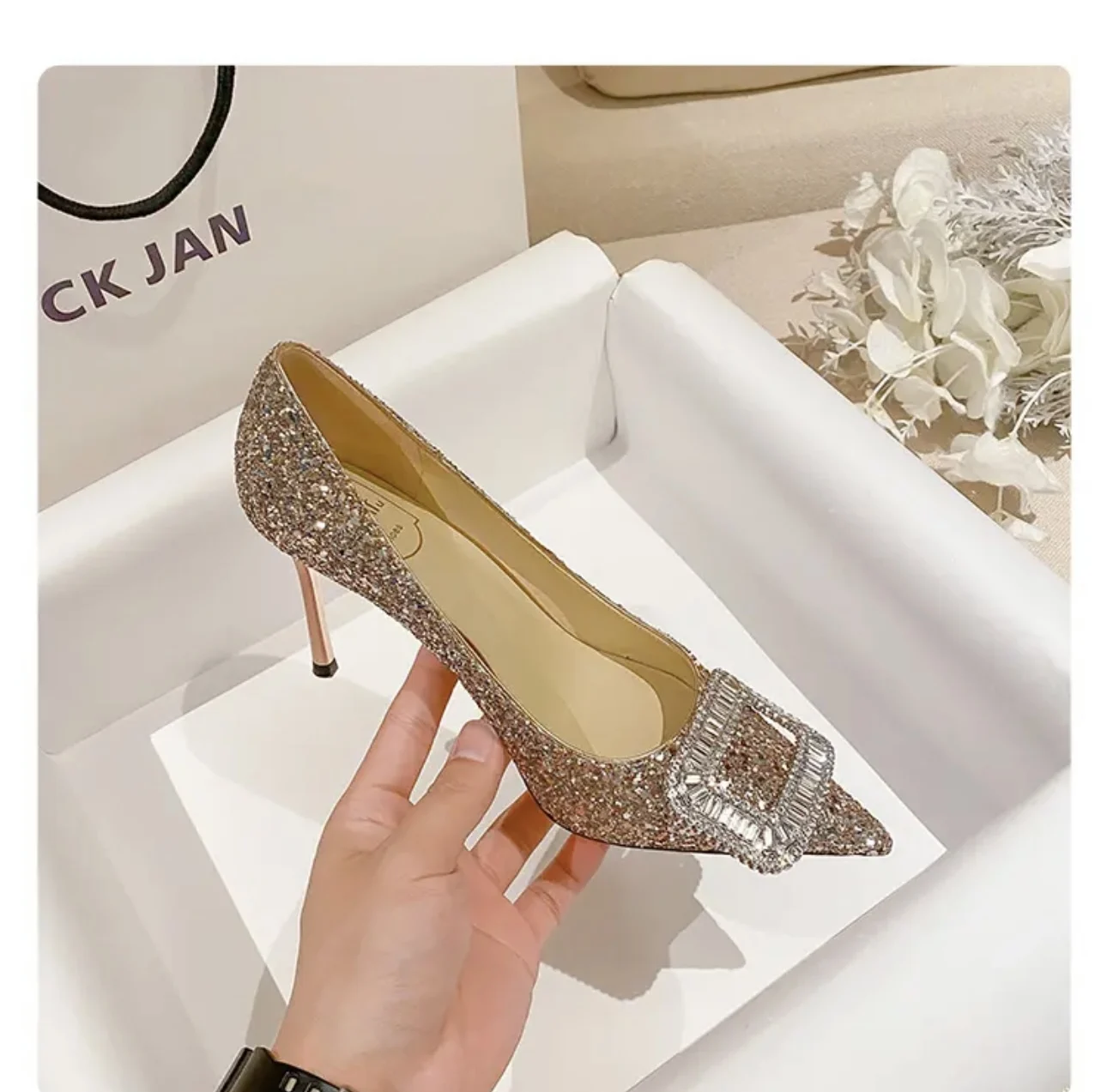 High Heels Pointed Toe Glitter Gold Wedding Pumps For Women_voghion.com