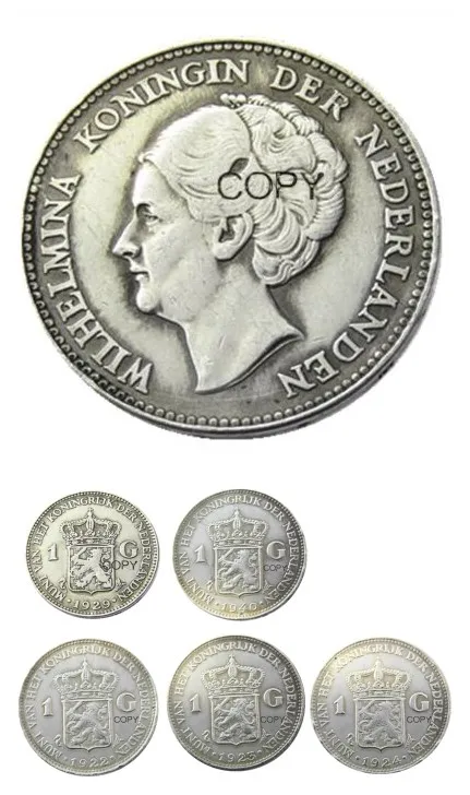 

Нидерланды, набор (1922-1940), 5 шт., 1 гульден Вильгельмина I, Посеребренная копия, декоративная монета