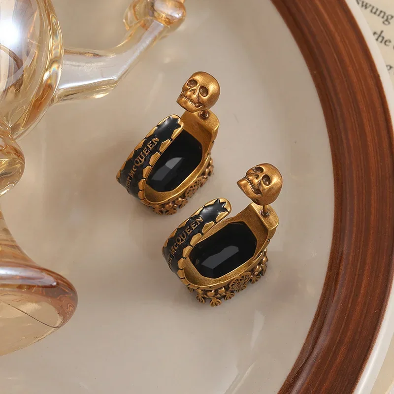 

Light luxury vintage fashion skull earrings for women