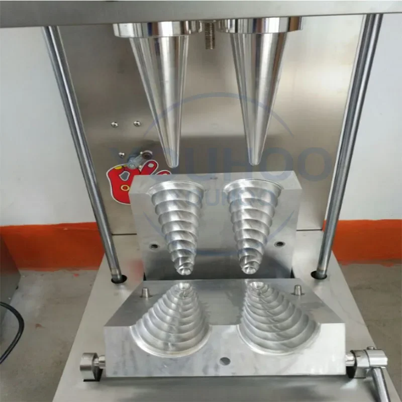 Italy Pizza Cone Machine Kono Cone Pizza Molding Machine With Cheap Price