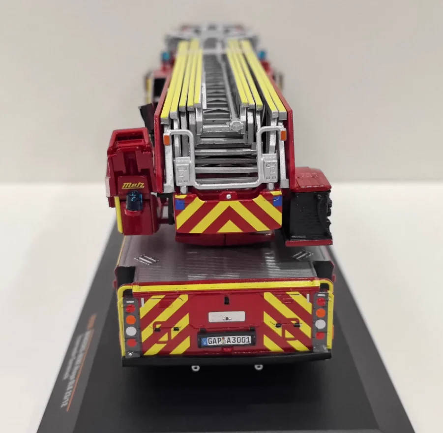 S6ea26555de3547a7a4d4e557b3d0515bn