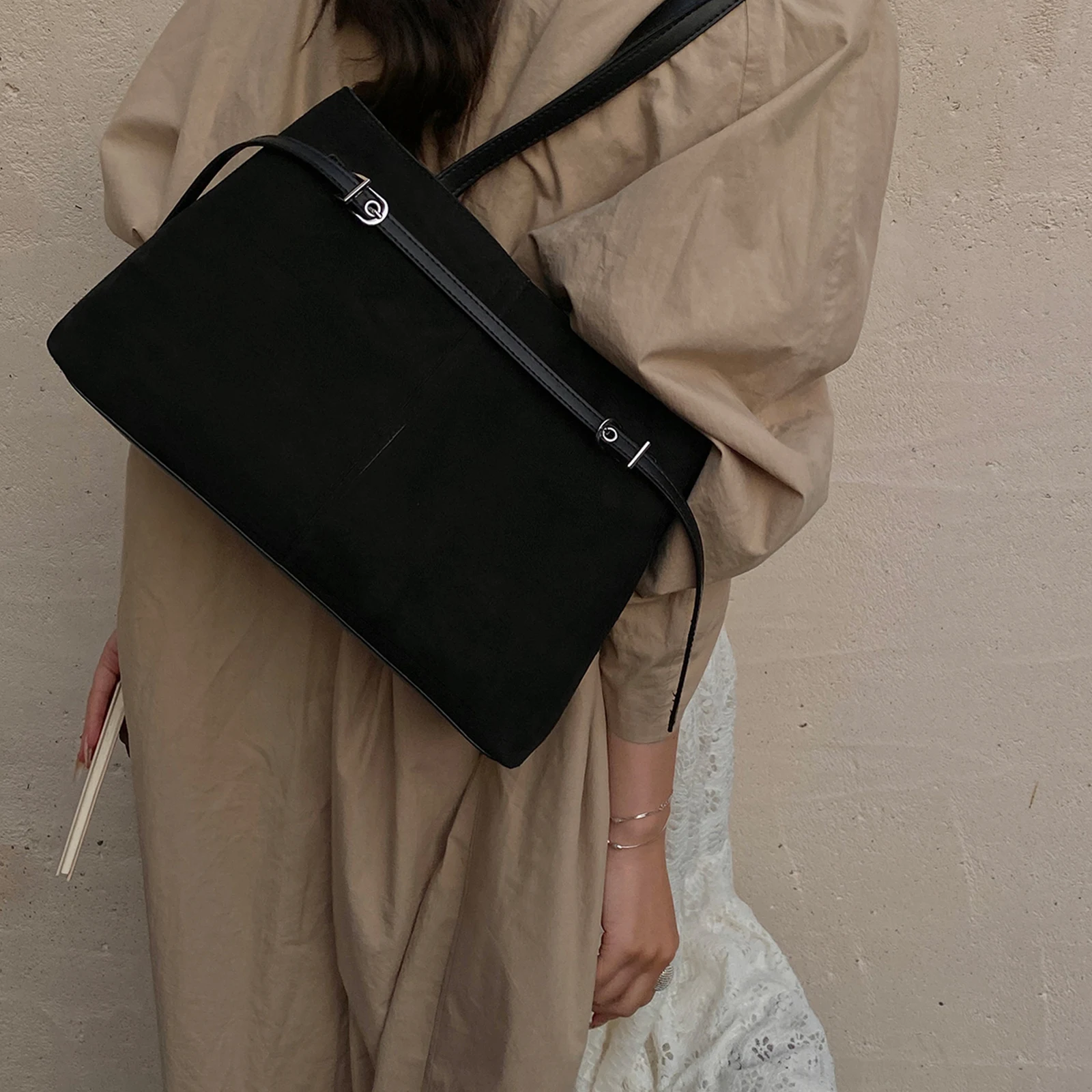 Faux Suede Tote Bag Vintage Hobo Handbag Large Capacity Shoulder Bag Underarm Bag for Women Travel Work