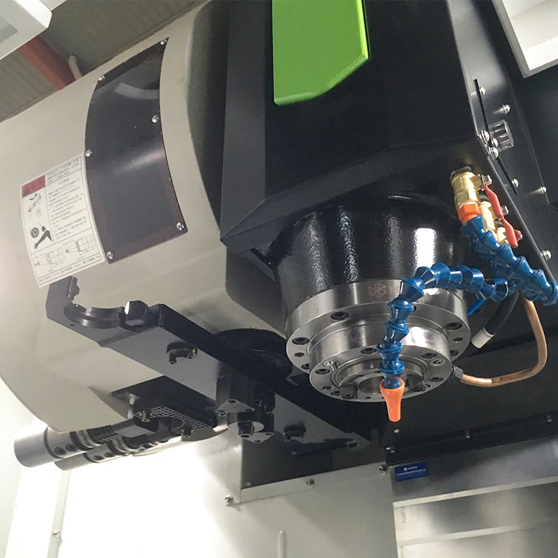 Рисунок 6 - Вертикальный обрабатывающий центр с ЧПУ CMV855E