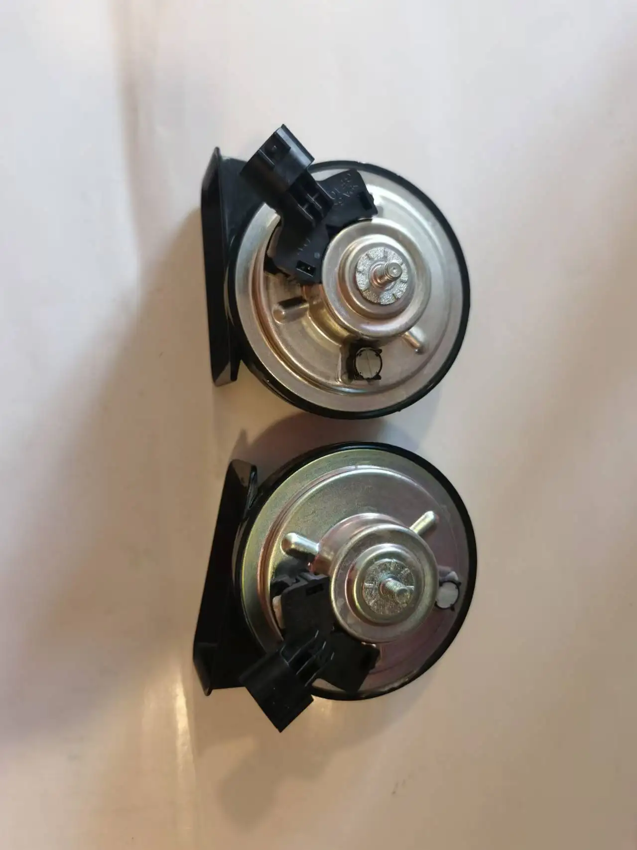 2PCS FIAMM AM80SX HORN FOR HYUNDAI/KIA years to date