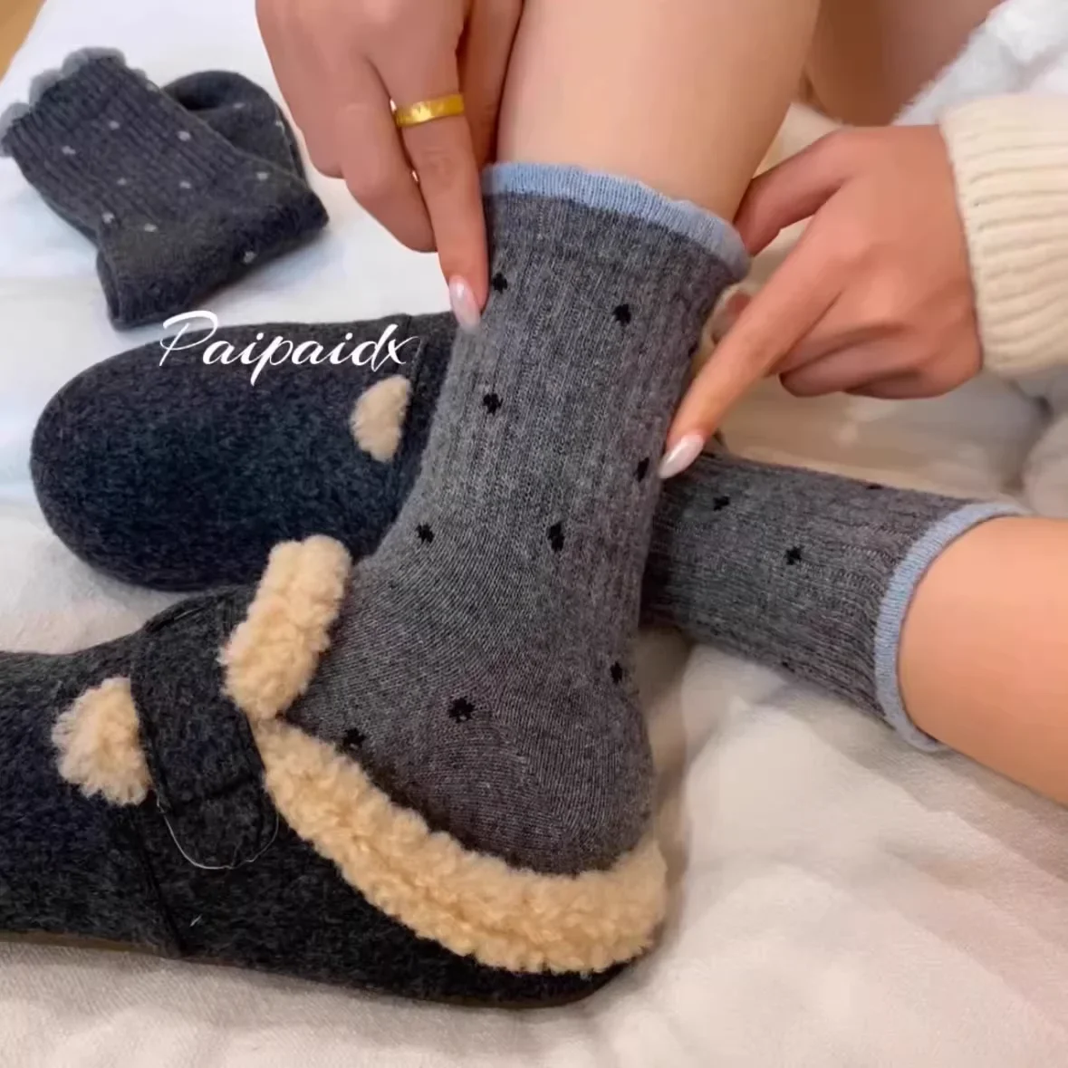 5 Paar Damen-Samtsocken mit Wellenmuster, mittellang, dicke Isolierung, warme, gemütliche Schlauchsocken für Frühling, Herbst und Winter, multifunktional – Detail 16