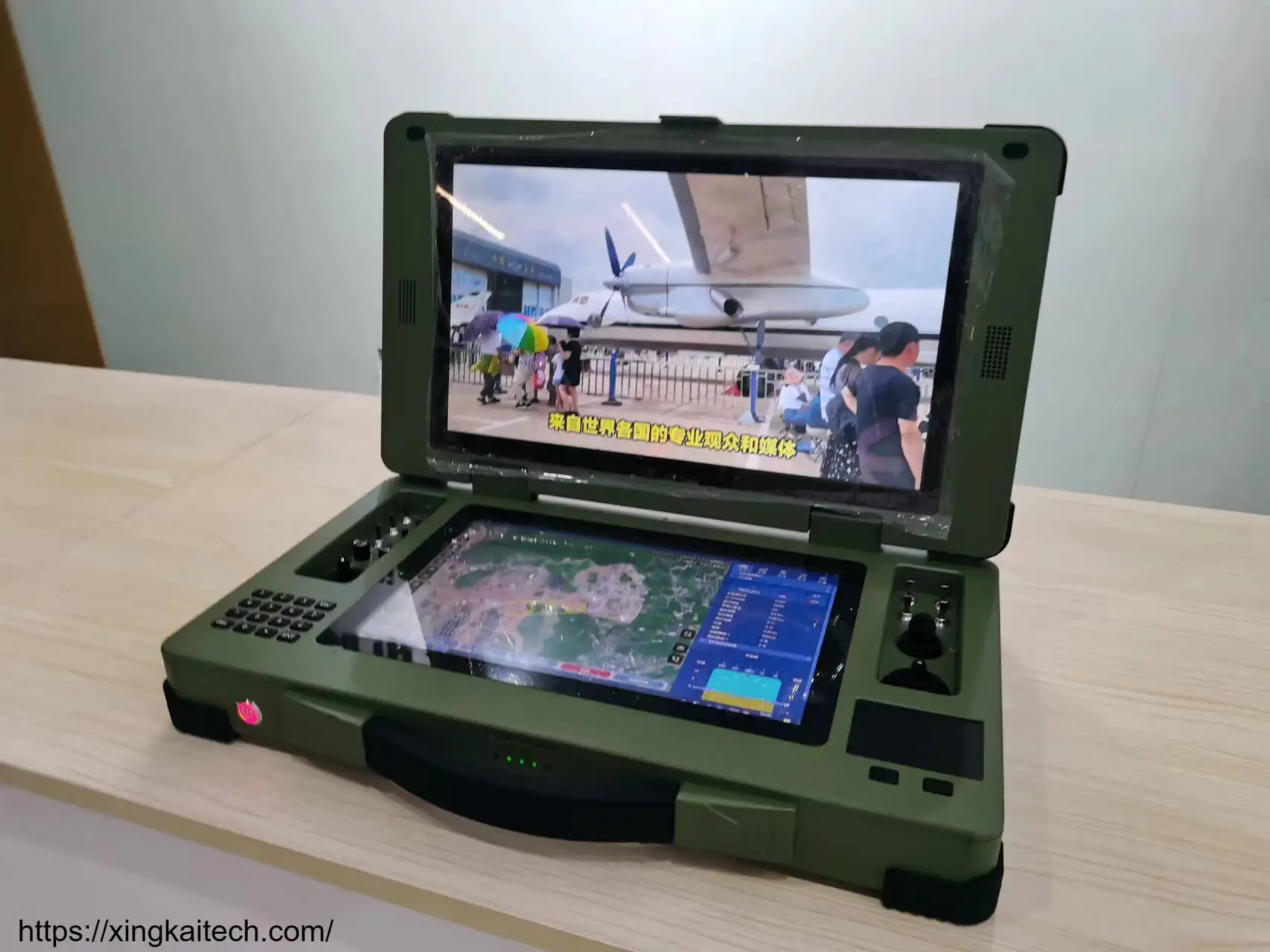Portable VTOL GCS Aviation Grade FPV Ground Control Station With Highlight Dual Touch Screen Display Ground Control Station