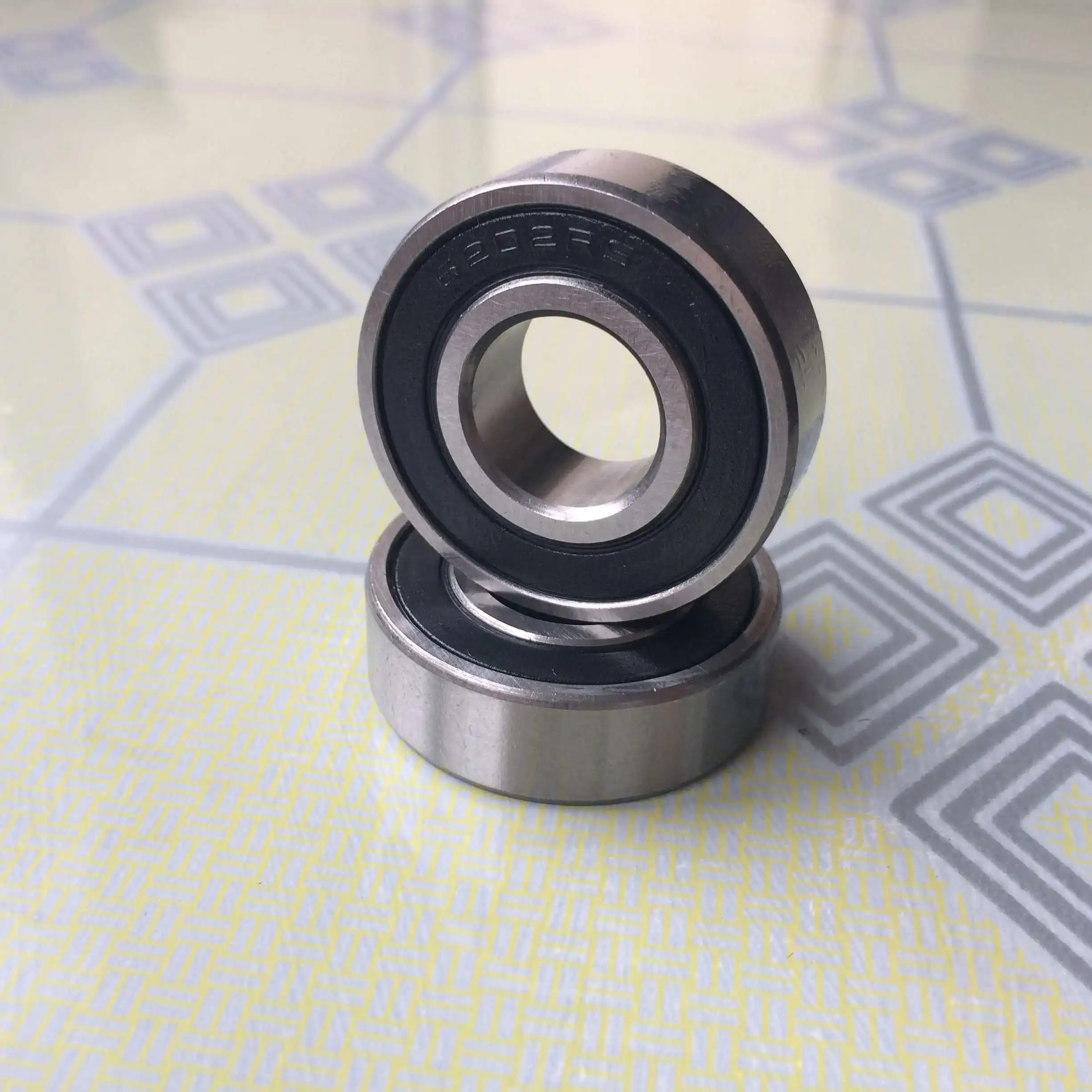 6202ZZ 6202-2RS bearing 15x35x11 mm S6202-2RS S6202ZZ 6202 bearing ball 15*35*11 mm S6202 440C 304C