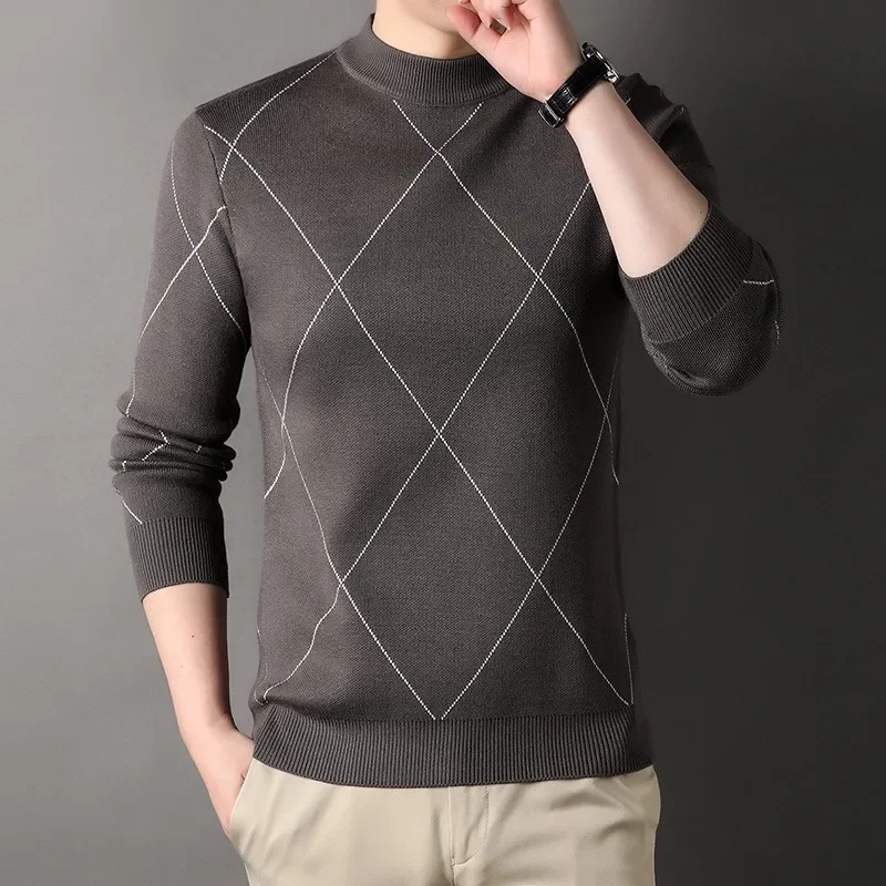 2023 Autumn and Winter New Sweaters Diamond Line Underlay Men's Knitted Pullover Fashion Simple Casual Half High Neck Sweater