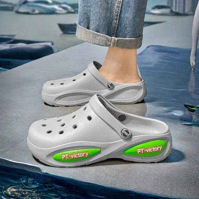 편안함과 스타일을 위한 디자이너 슬라이드