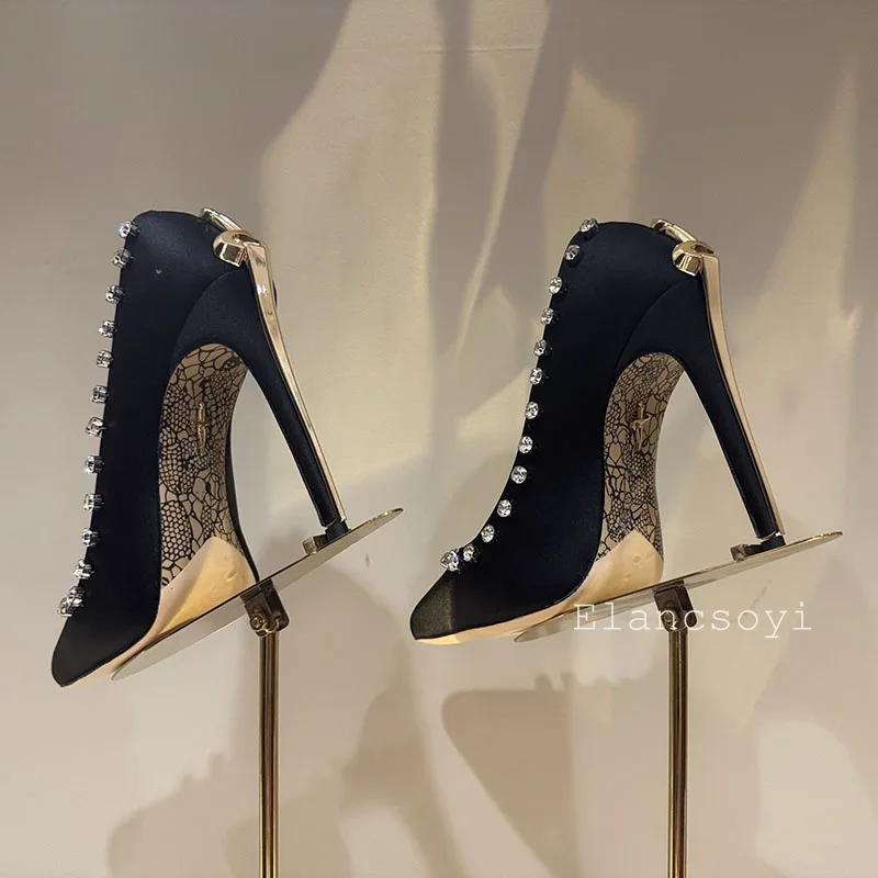 S.Lathrliuy Pumps Lifestyle Image 14