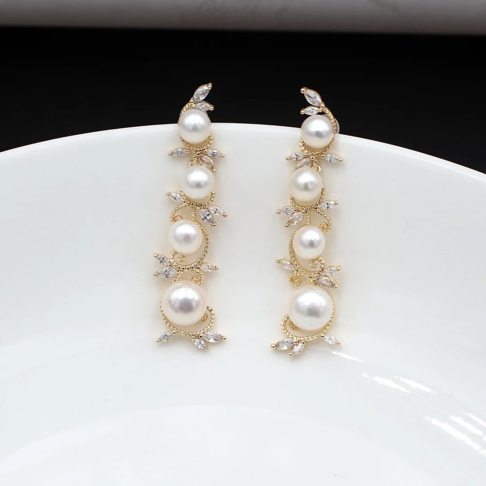 

Женские серьги-гвоздики с натуральным пресноводным белым жемчугом и фианитом, 1 пара