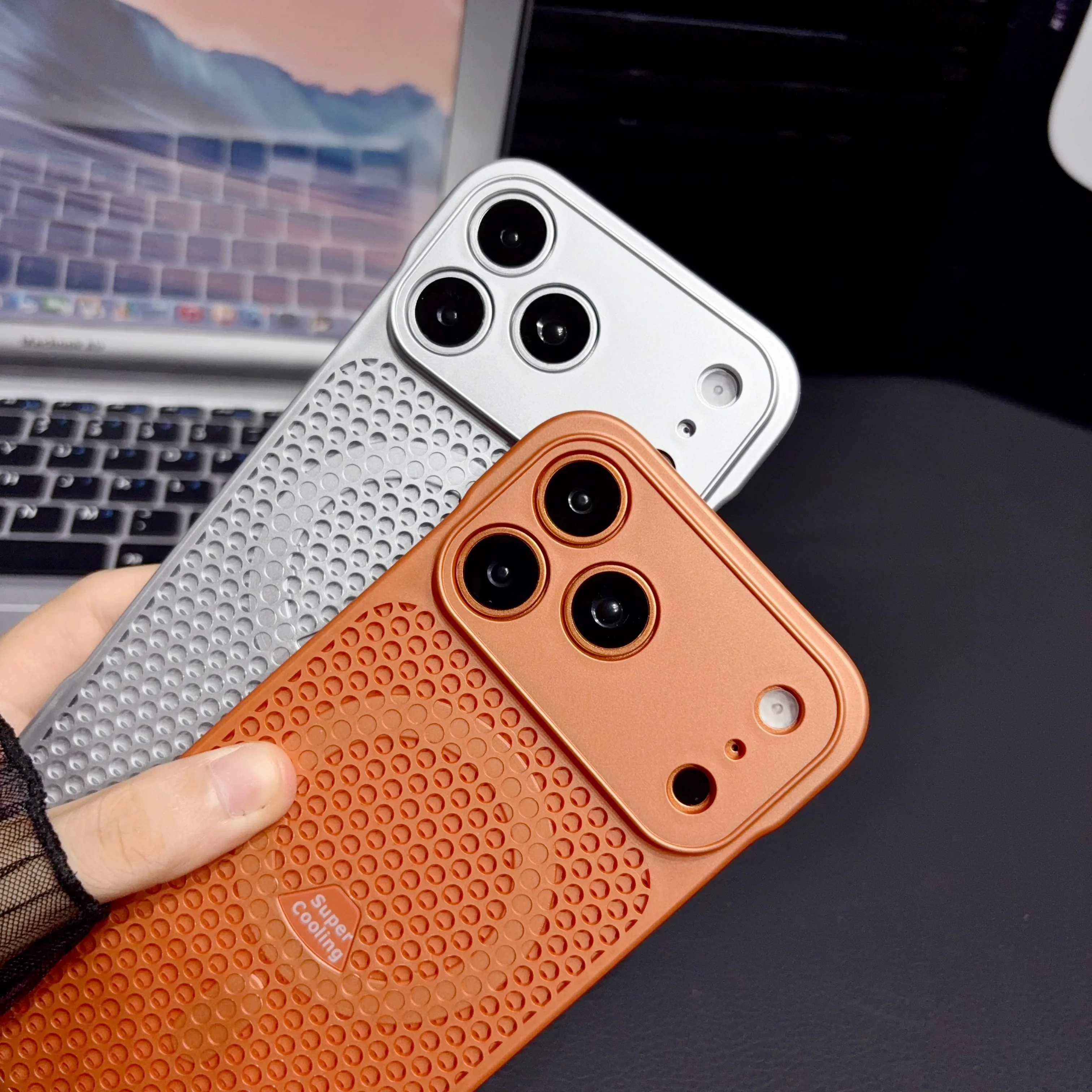 Ultra-Thin Honeycomb Mesh Magnetic Phone Case - Breathable Protective Cover