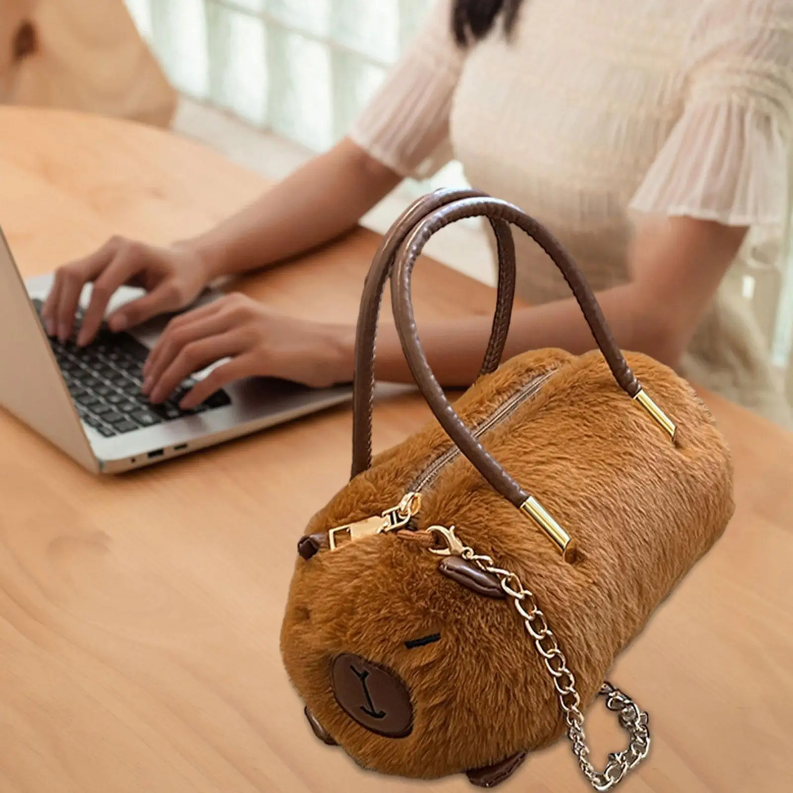 Capybara Plush Shoulder Bag Birthday Christmas Gifts Soft Warm Ladies Funny Plush Bag for Dating Holiday Autumn Daily Commuting