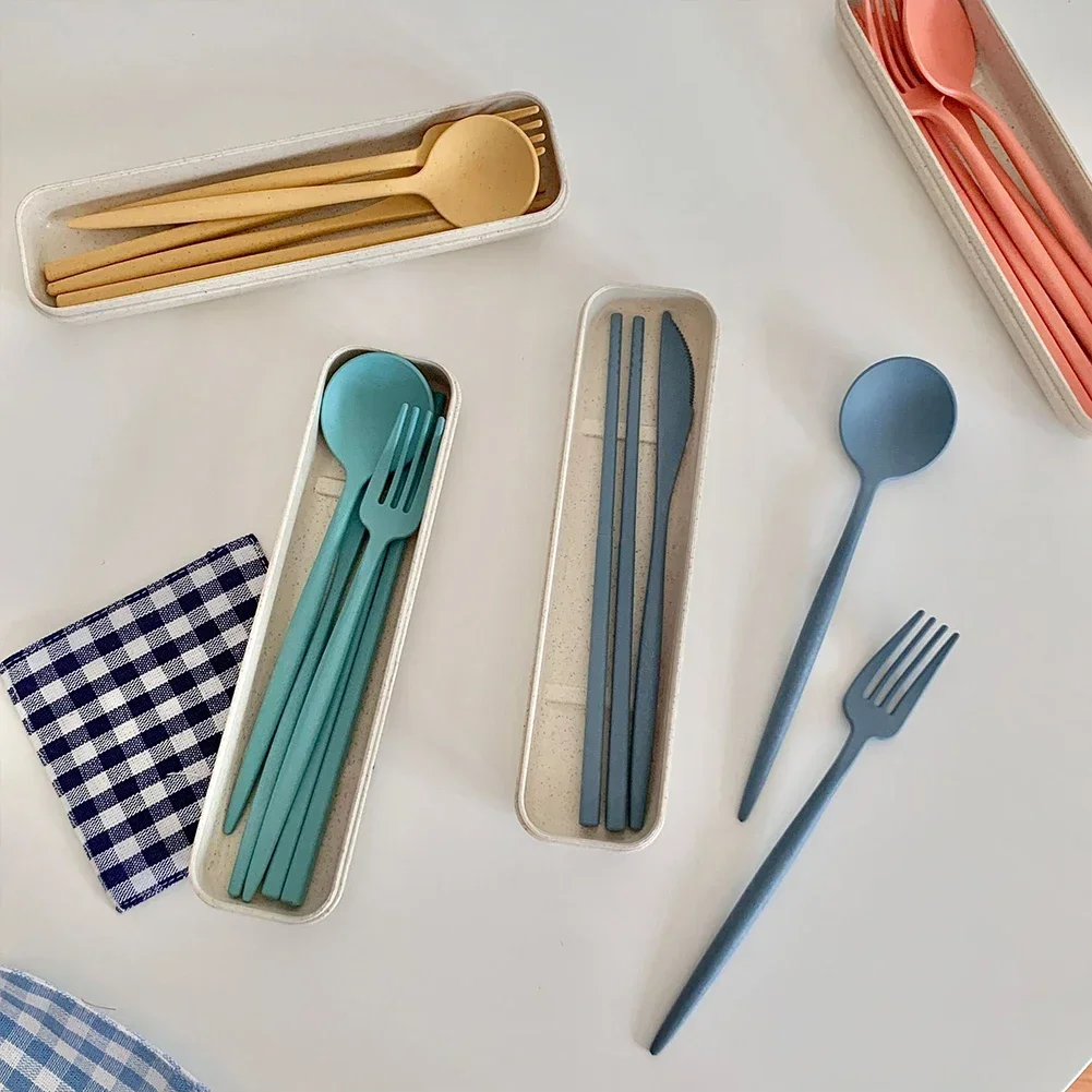 4pcs/Set Dinnerware Sets Creative With Case Plastic Knife Fork Spoon Chopsticks Sets Travel Cutlery for Kitchen Tableware