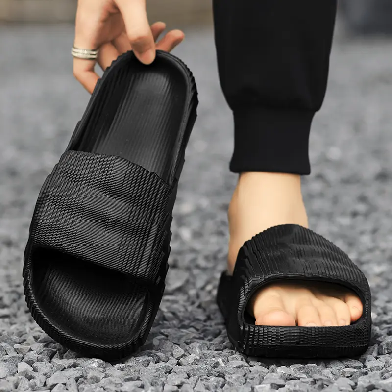 Man Fashion Sandals Solid Beach Slippers Summer Non Slip Sandals Soft Unisex Slides Women Luxury Outdoor Ultralight Shoes - Image 4