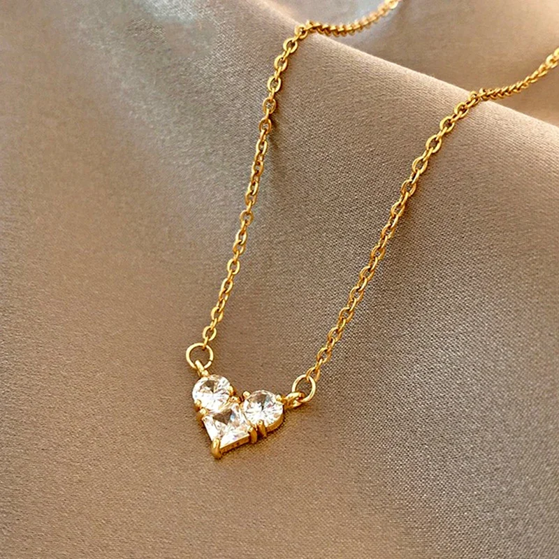 

Trendy Exquisite Crystal Heart Pendant Chain Necklace for Women High Quality Jewelry Bling AAA Zirconia Party Gift
