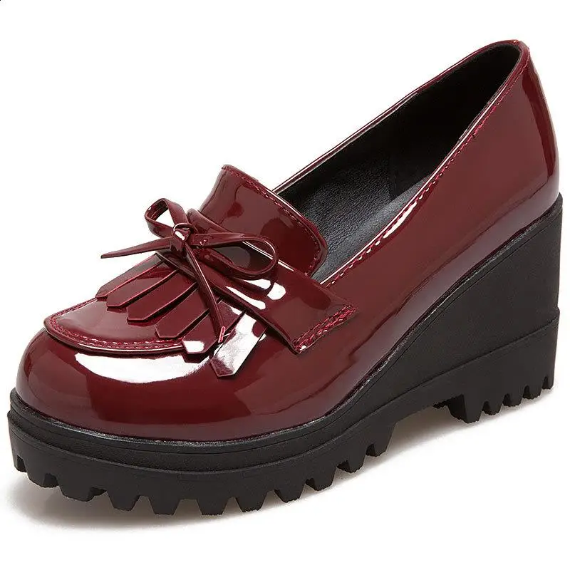 Women Shoes Autumn Female Footwear Casual Sneaker Bow-Knot Round Toe Fringe Fall Summer Dress Big Size New Butterfly Tassel Leis 2