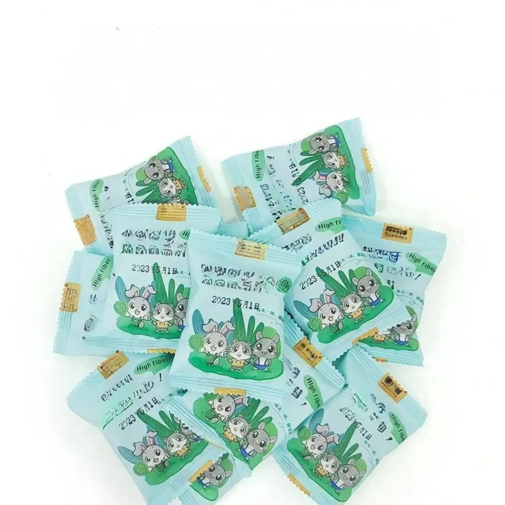 Timothy Grass Cake 3