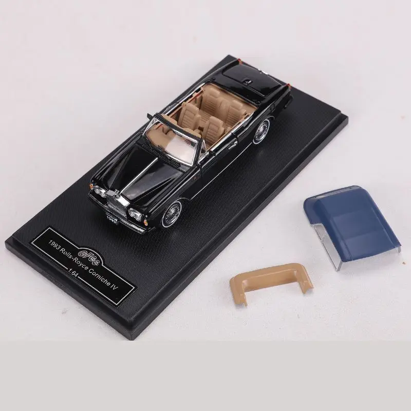 재고 있음 Gfcc 1:64 Rolls-Royce Corniche Iv 1993 빈티지 자동차 합금 미니어처 롤스로이스 다이캐스트 모델 장난감 어린이 선물