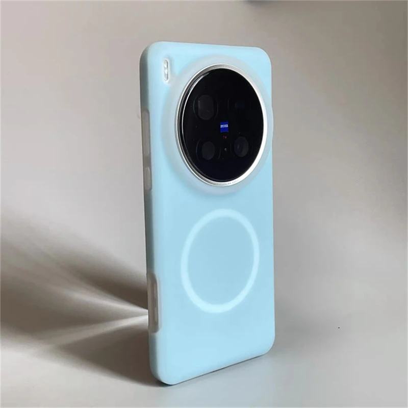 Magnetic Liquid Silicone Case with Built-in Flocking and Comfortable Feel