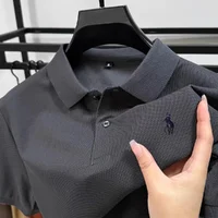 100% pur coton à la mode personnalisé hommes classique poney brodé confortable polo été nouveau décontracté à manches courtes 2