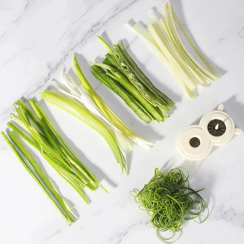 Vegetable Cutter Chopper Onion Slicer Garlic Press Kitchen Tool Easy Food Preparation Device with Stainless Steel Blades