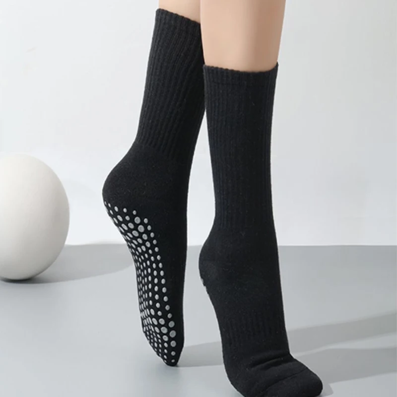 

Non-Slip Yoga Socks Mid-Calf Floor Socks Klein Blue Pilates Socks Can Be Worn In Four Seasons