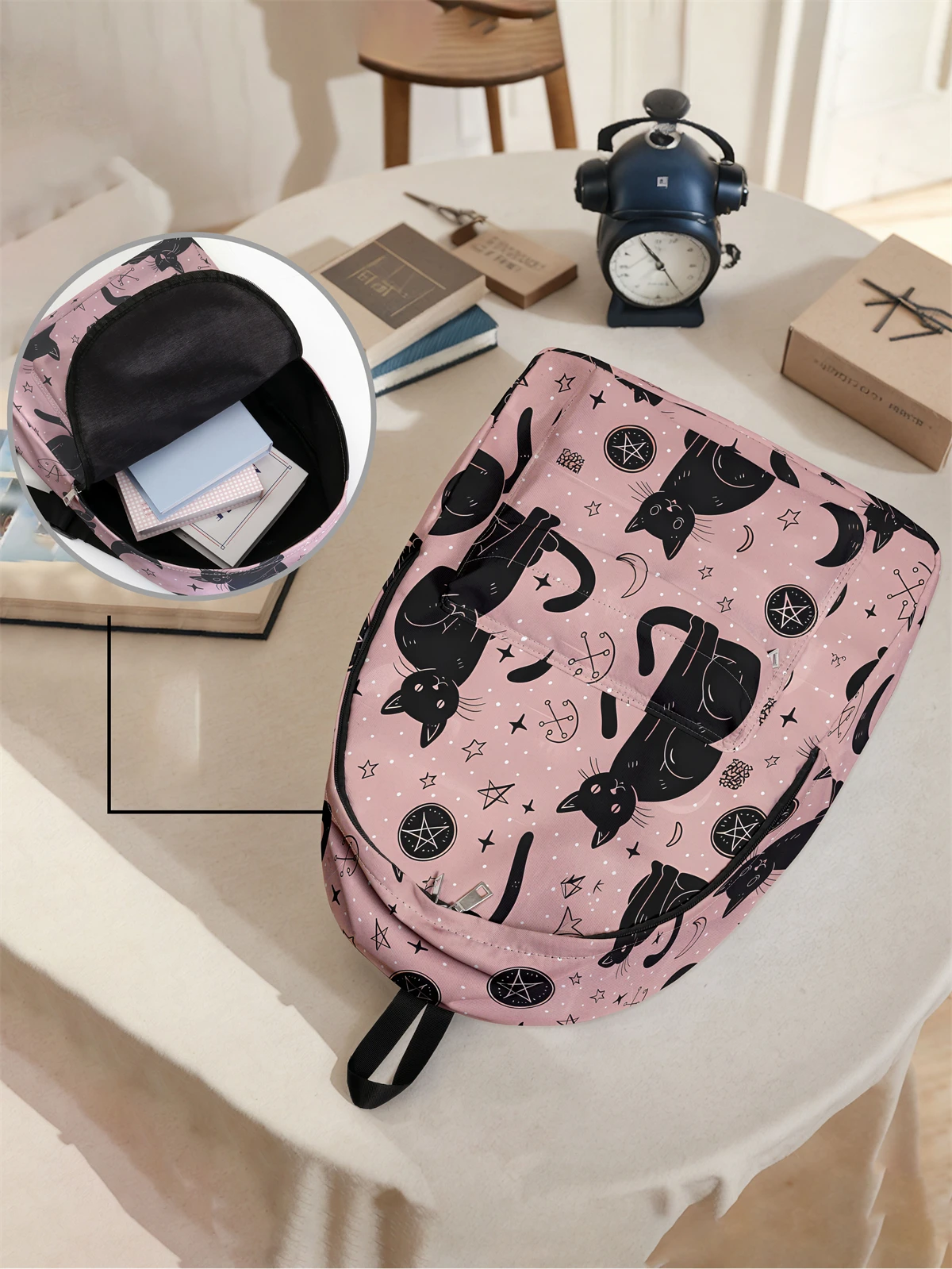 Black Cat and Star Pattern Backpack, New 2025, Casual Travel Backpack, Lightweight and Simple Casual Travel Backpack
