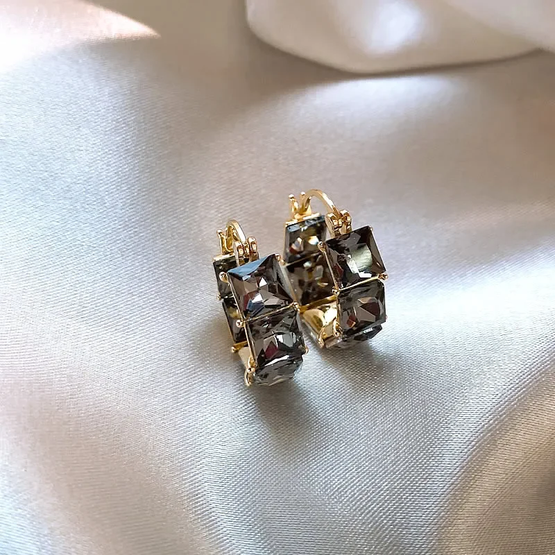 Vintage Square Crystal Earrings Women Light Luxury Design Ear Buckle Female Exquisite Zircon Round Earrings Envio Grátis Peru