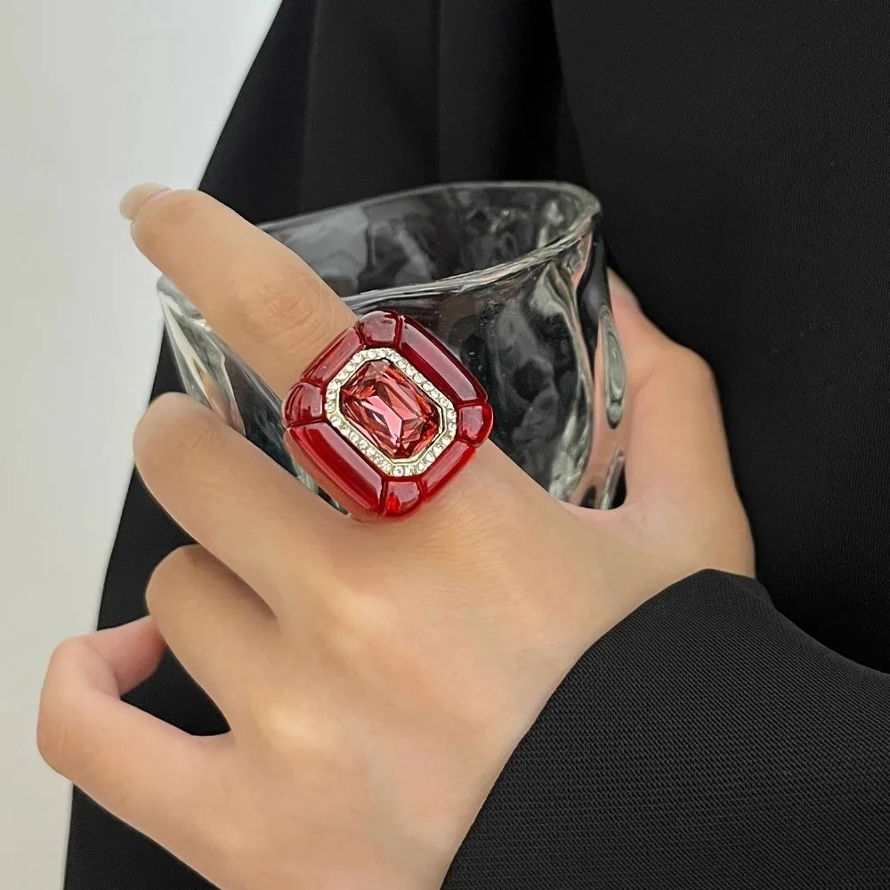 New Colorful Rhinestones Ring Three-dimensional Geometric Finger Ring Elegant Jewelry Square Ring Women Gift