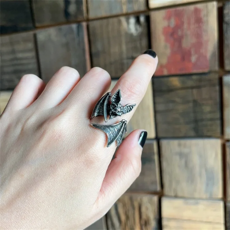 Personality Vintage Bat Ring For Women Index Finger Accessories