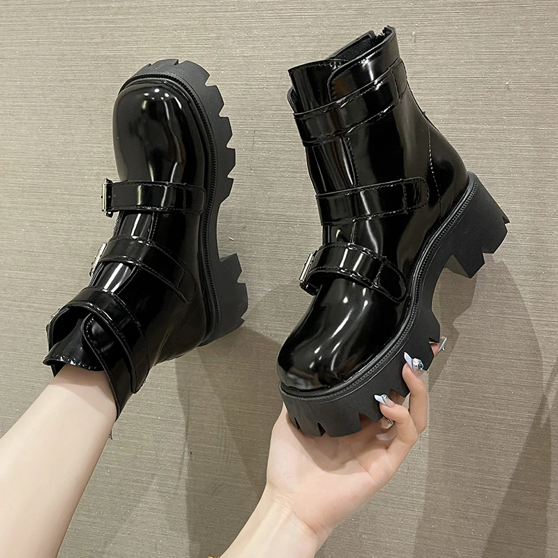 Muffin Thick Bottom Round Head Motorcycle Boots Female Hollow Buckle Cool Boots Handsome Leather Fried Motorcycle Botas De Mujer