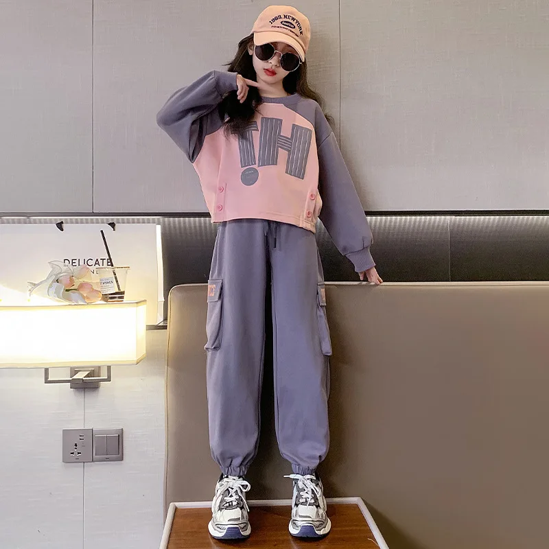 

Spring and Autumn Girls' Casual Clothing Fashion Sweater Set 6 To 13T Teen Letter Color Block Top Casual Pants Two Piece Set