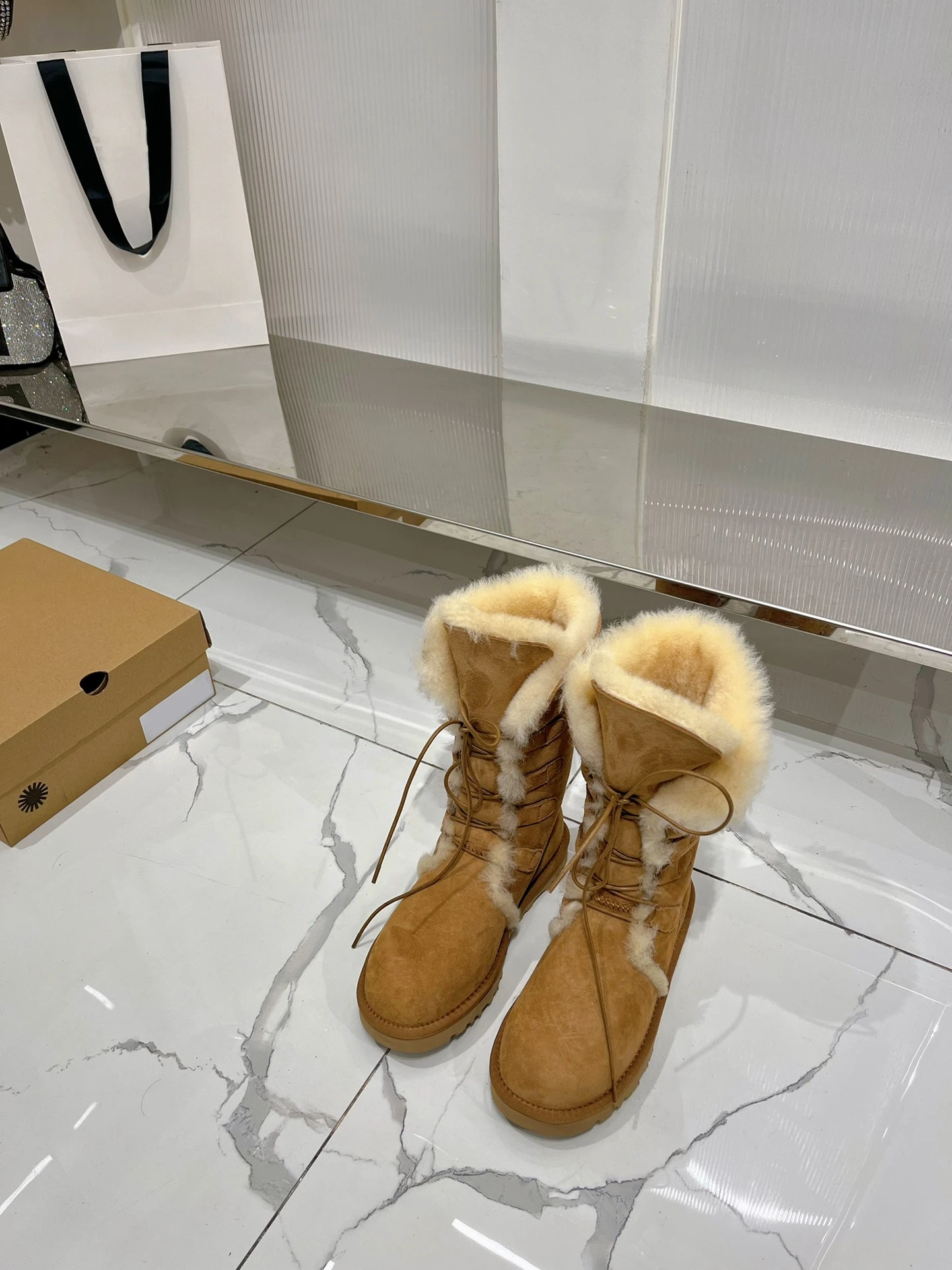 

2023 Fall/Winter New Snow Boots Versatile Mid Boots Women's Boots Lace Warm Women's Shoes Shoe Size 35-39