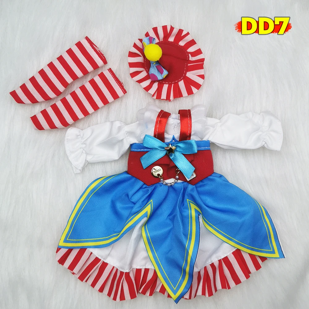 Puppenkleidung 30 cm BJD Kleid 1/6 Gelenkpuppen Zubehör OB24 Kleidung Winter Socken und modische süße Mütze – Detail 13