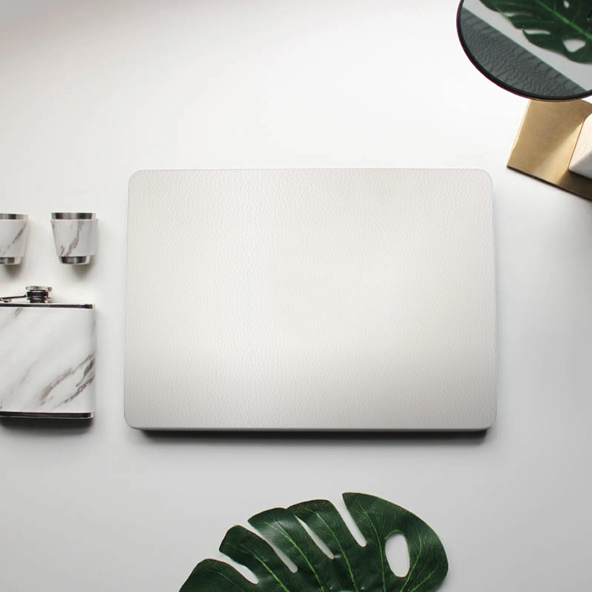 Nova Capa Dura de Couro Branco para Macbook Air 13 Macbook Pro 13 14 16 15 ar 13 12 Polegada Portátil com Cortar o Logotipo 2023 m2