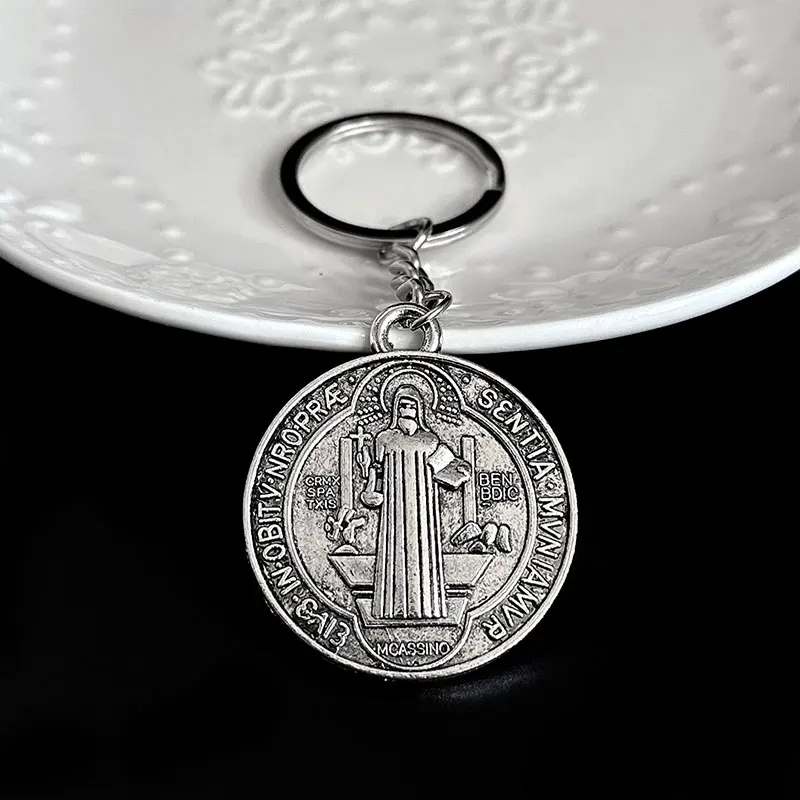 RoundSaintBenedictMedalKeychainsDoubleSideCatholicStBenedict
