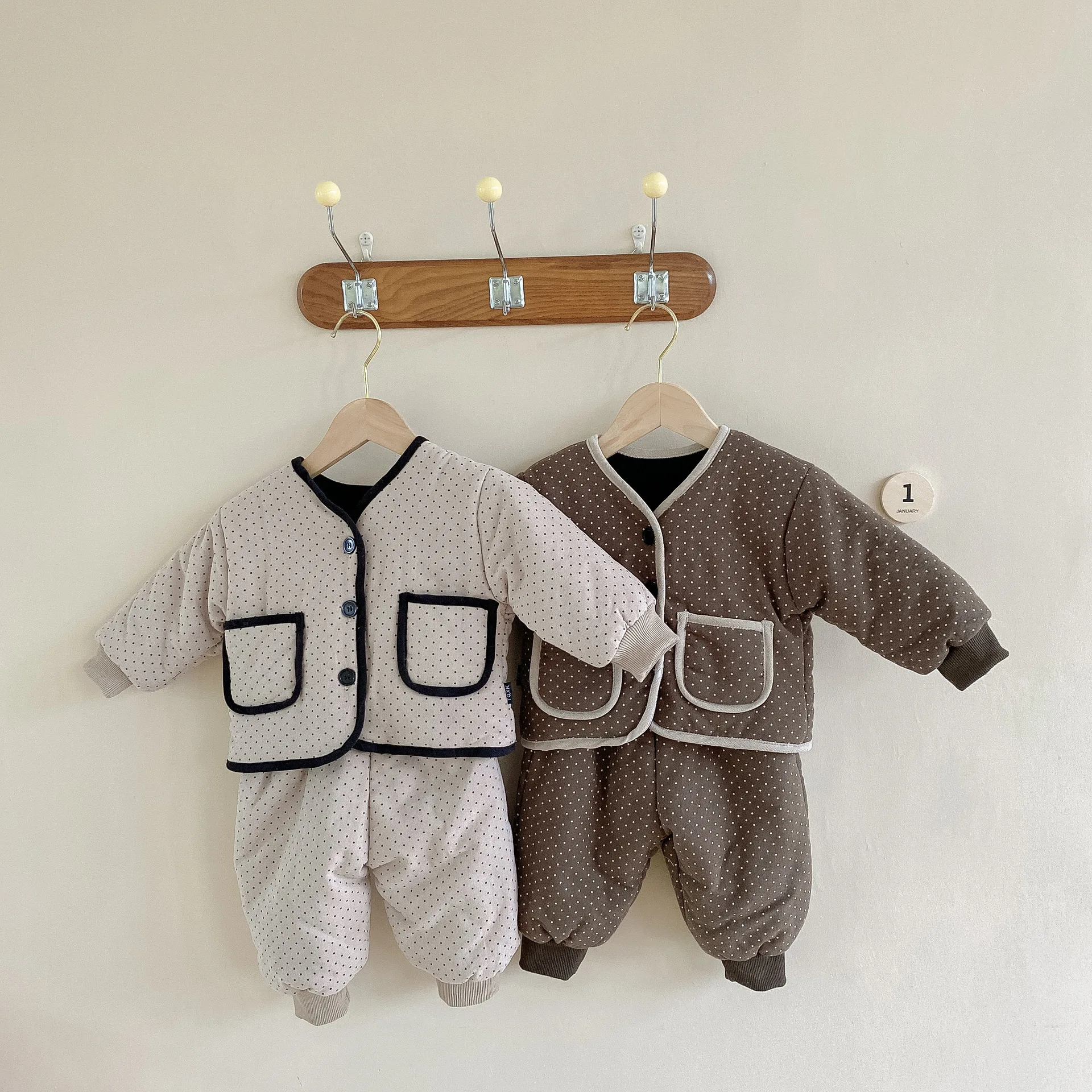 

Autumn Winter New Boy Girl Children Dots Cotton Coat Suit Baby Thick Warm Tops + Pants 2pcs Kid Cotton Jacket Set Infant Outfits