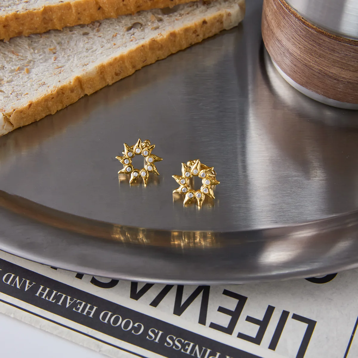 Unusual Shining CZ Zircon C-shape Hoop Earrings Hollow Out Flower Geometric Ear Stud for Women Stainless Steel Delicate Jewelry