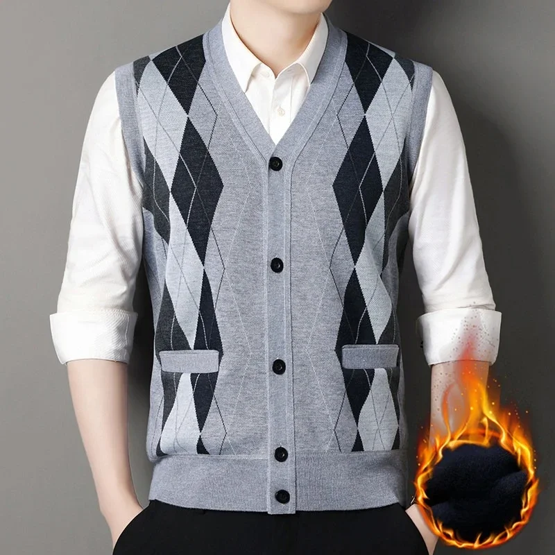New Men's Sweater Vest Warm and Slim Fit Knitted Vest Autumn and Winter V-neck Cardigan Mens Clothes