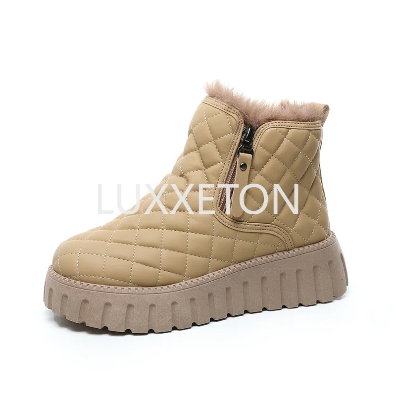 

Теплые удобные зимние ботинки на толстой подошве с боковой цепочкой для женщин, новинка зимы 2023, модные повседневные короткие ботинки для женщин
