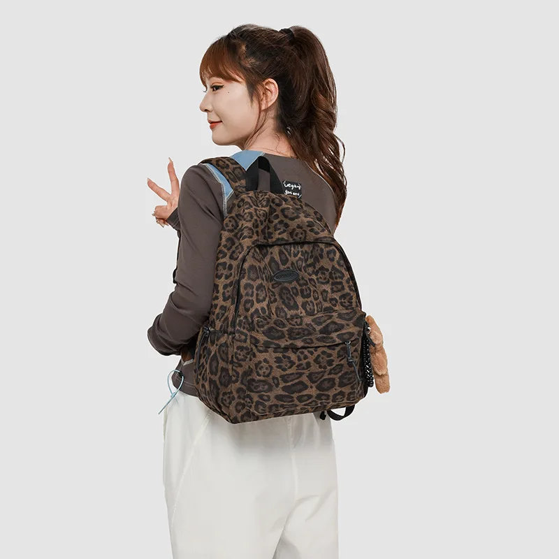 2025 New Fashion Leopard Print Backpack Women's Fashion Leisure Travel Backpack Spice Girl Style School Bag Ins Niche 2