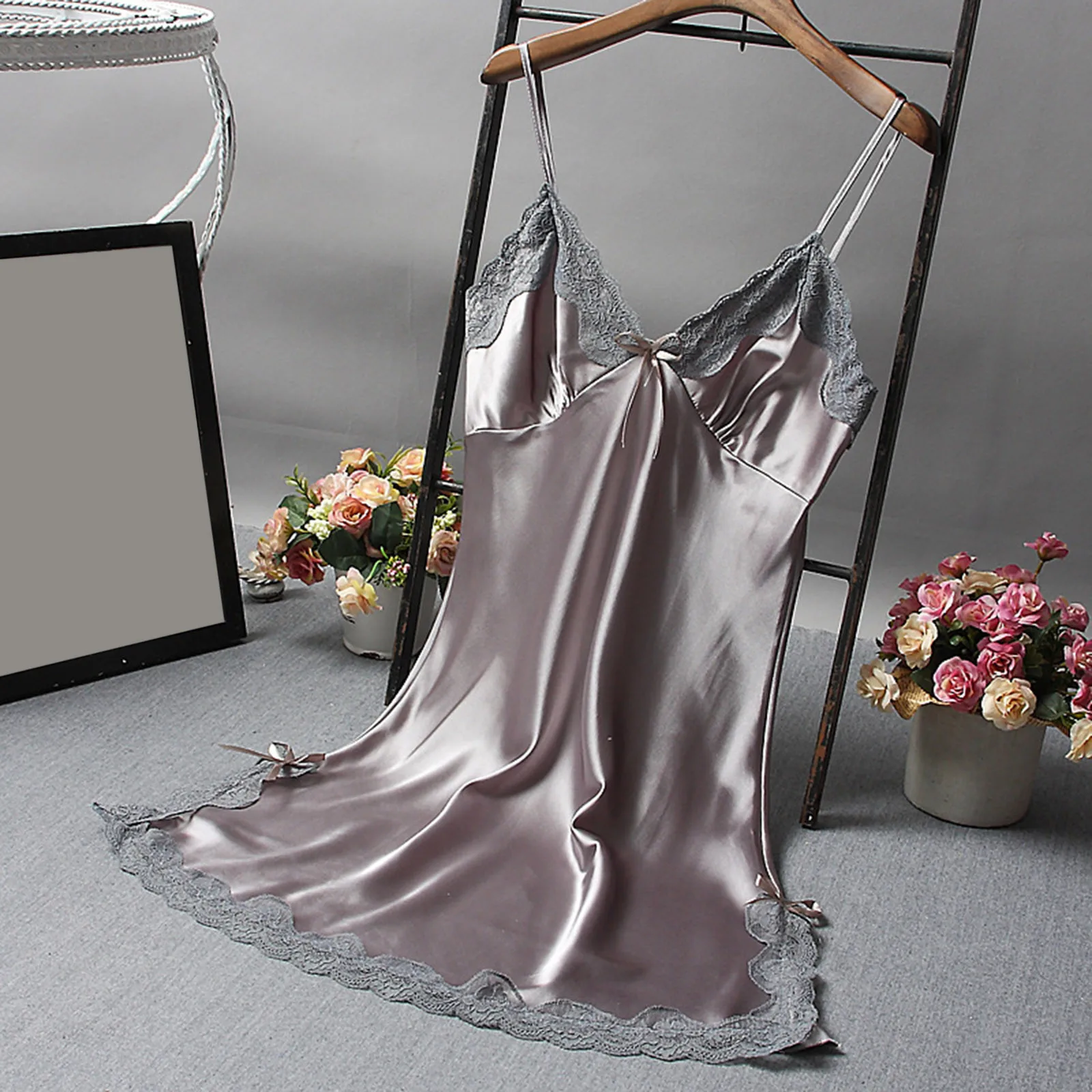 

Women's Satin Nightgown Spaghetti Straps Sleep Dress Sexy V Neck Sleepwear Solid Color Nightwear Nighties Sleeveless Night Dress