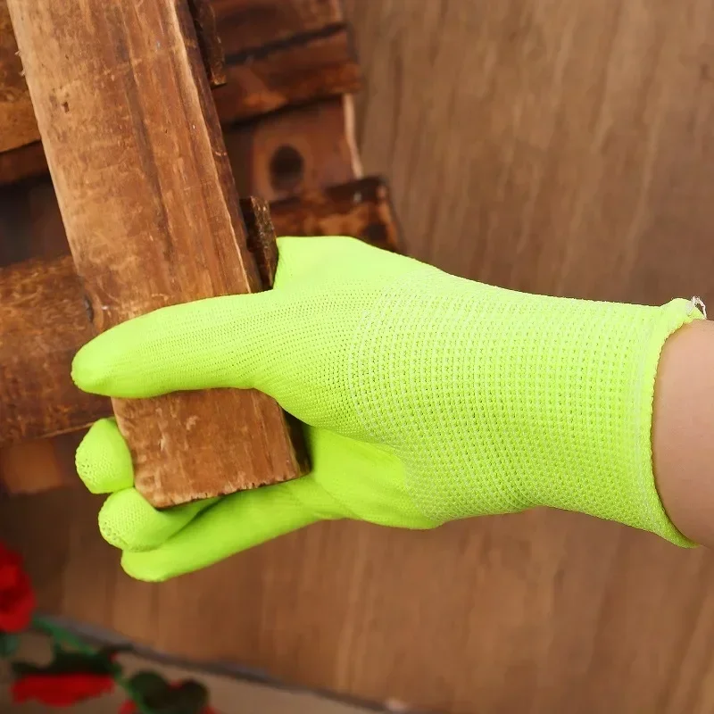Luminous Green Fluorescent Gloves for Concerts and Interactive Party Decor
