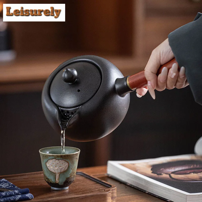 520ML Antique Pauline Lotus Ceramic Teapot Chinese Solid Wood Side Handle Pot Boiling Water Kettle For Stove Kung Fu Tea Set